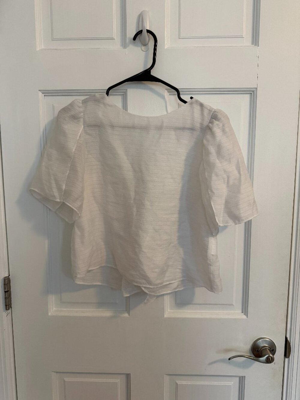Club Monaco White Sheer Shirt Size XS, tied in back